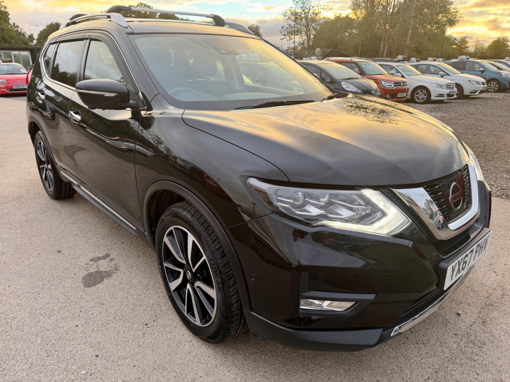 Nissan X-Trail view 6