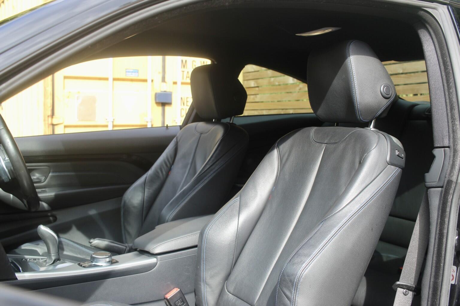 BMW 4 Series view 11