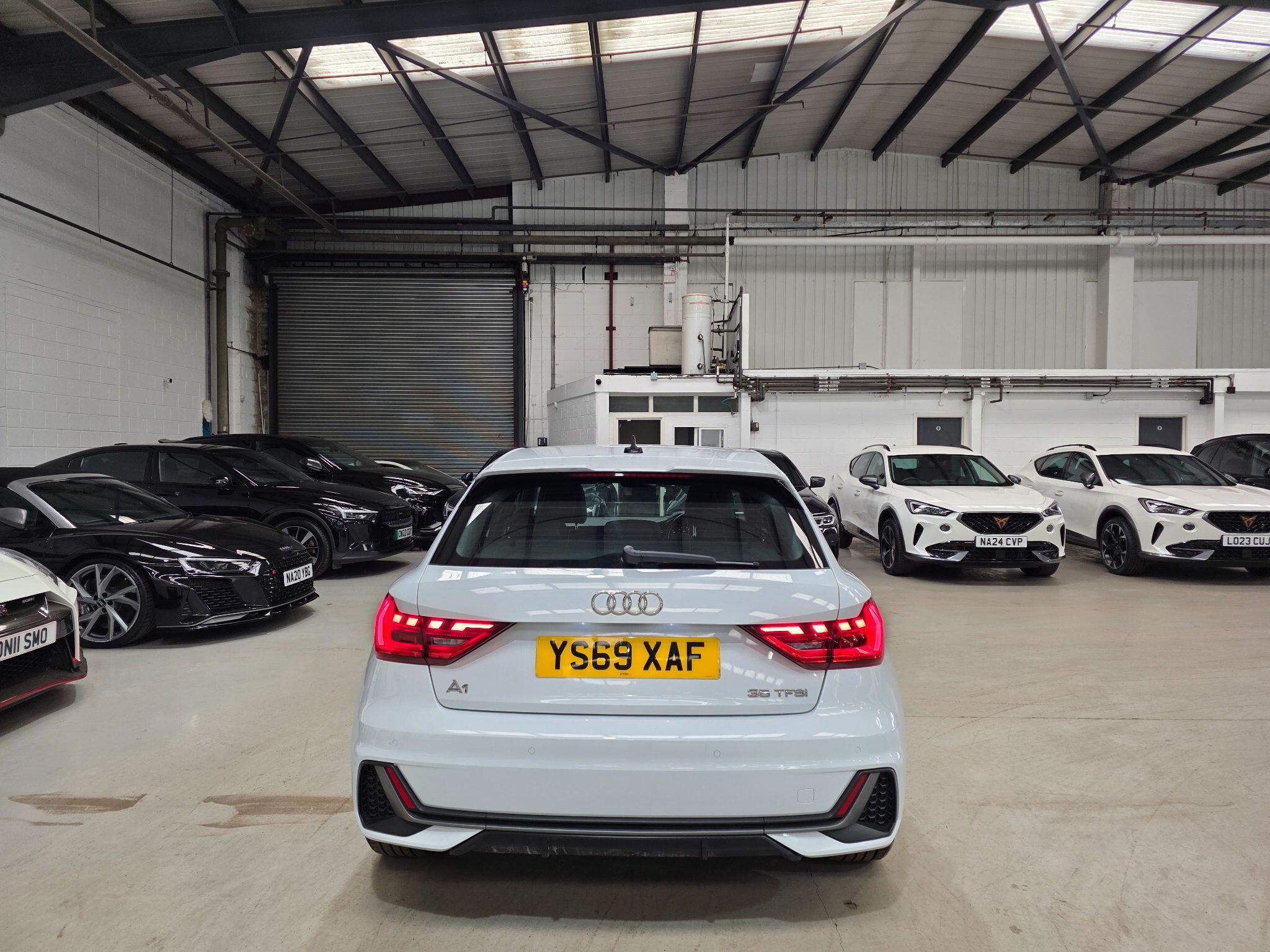 Audi A1 view 4