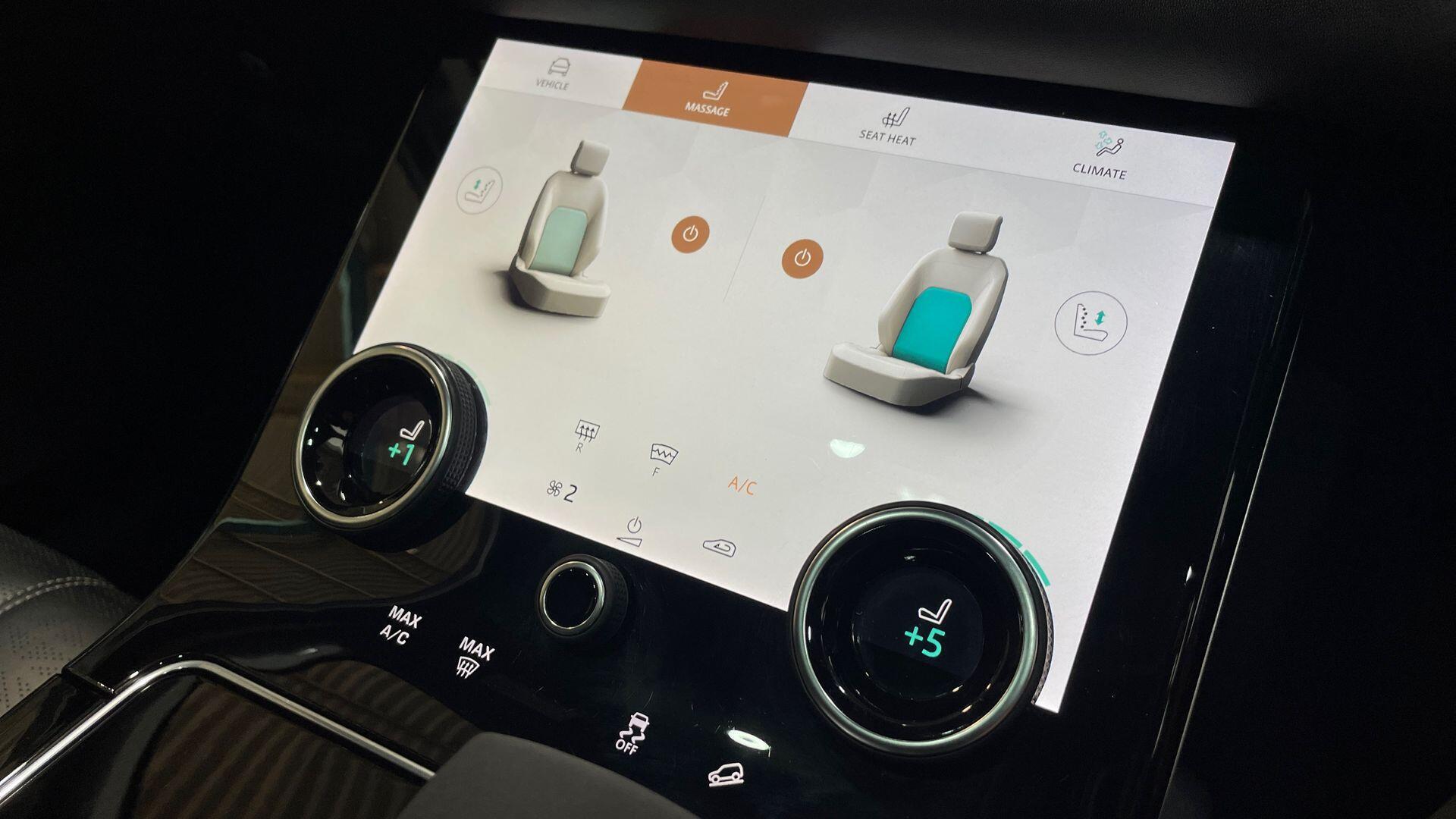 Land Rover Range Rover Velar view 37