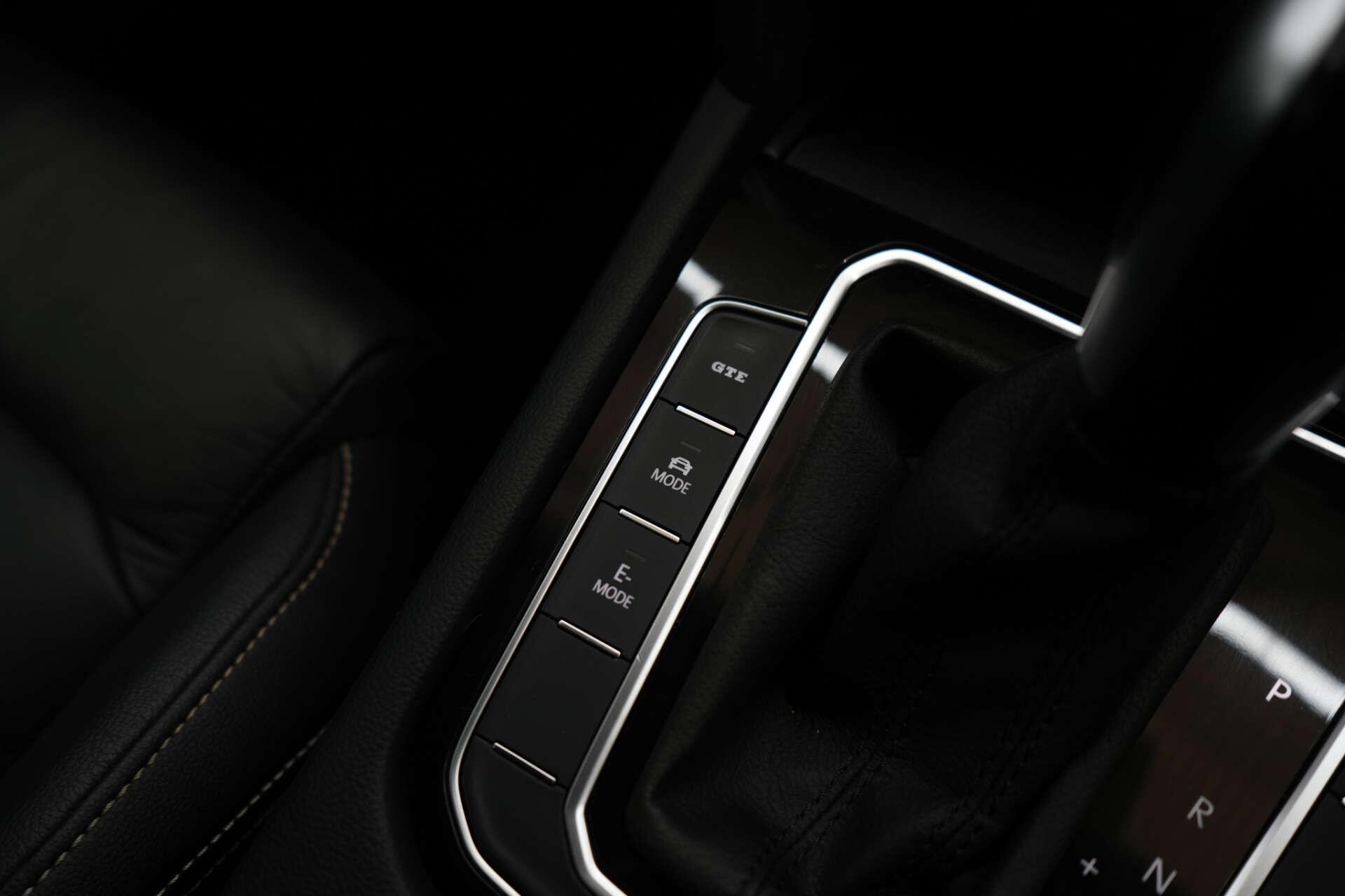 Volkswagen Passat view 27