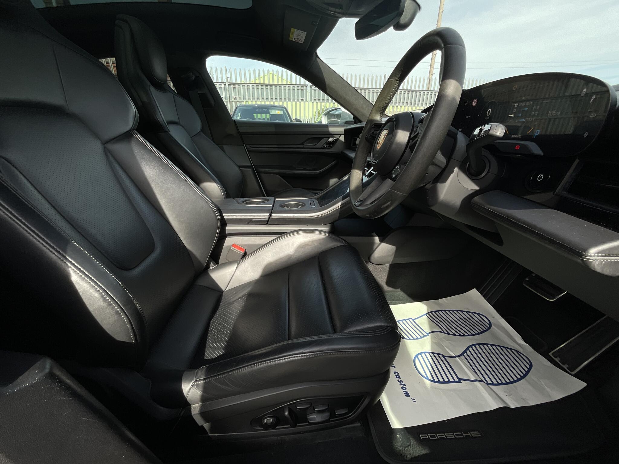 Porsche Taycan view 9