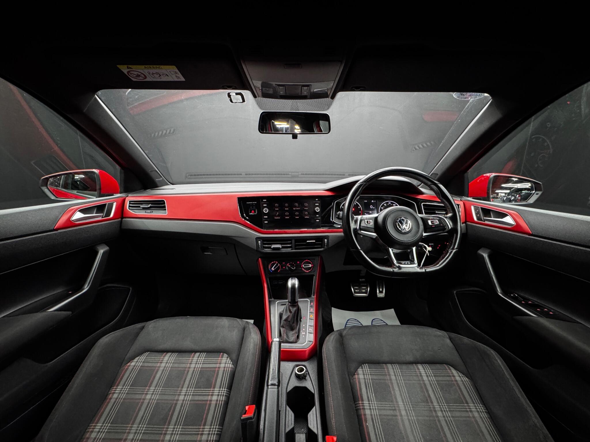 Volkswagen Polo view 16