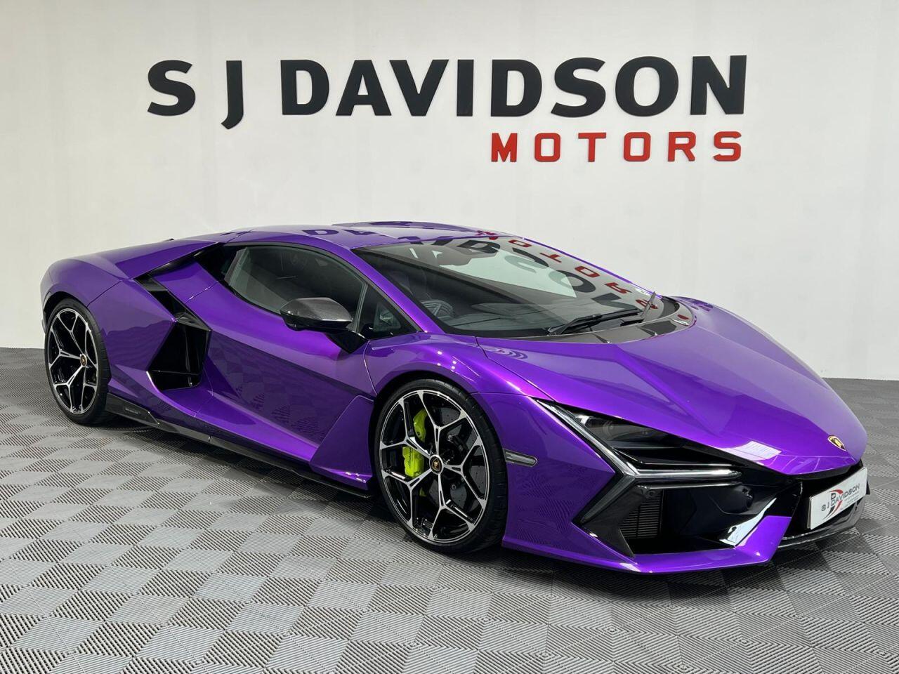 Lamborghini Revuelto