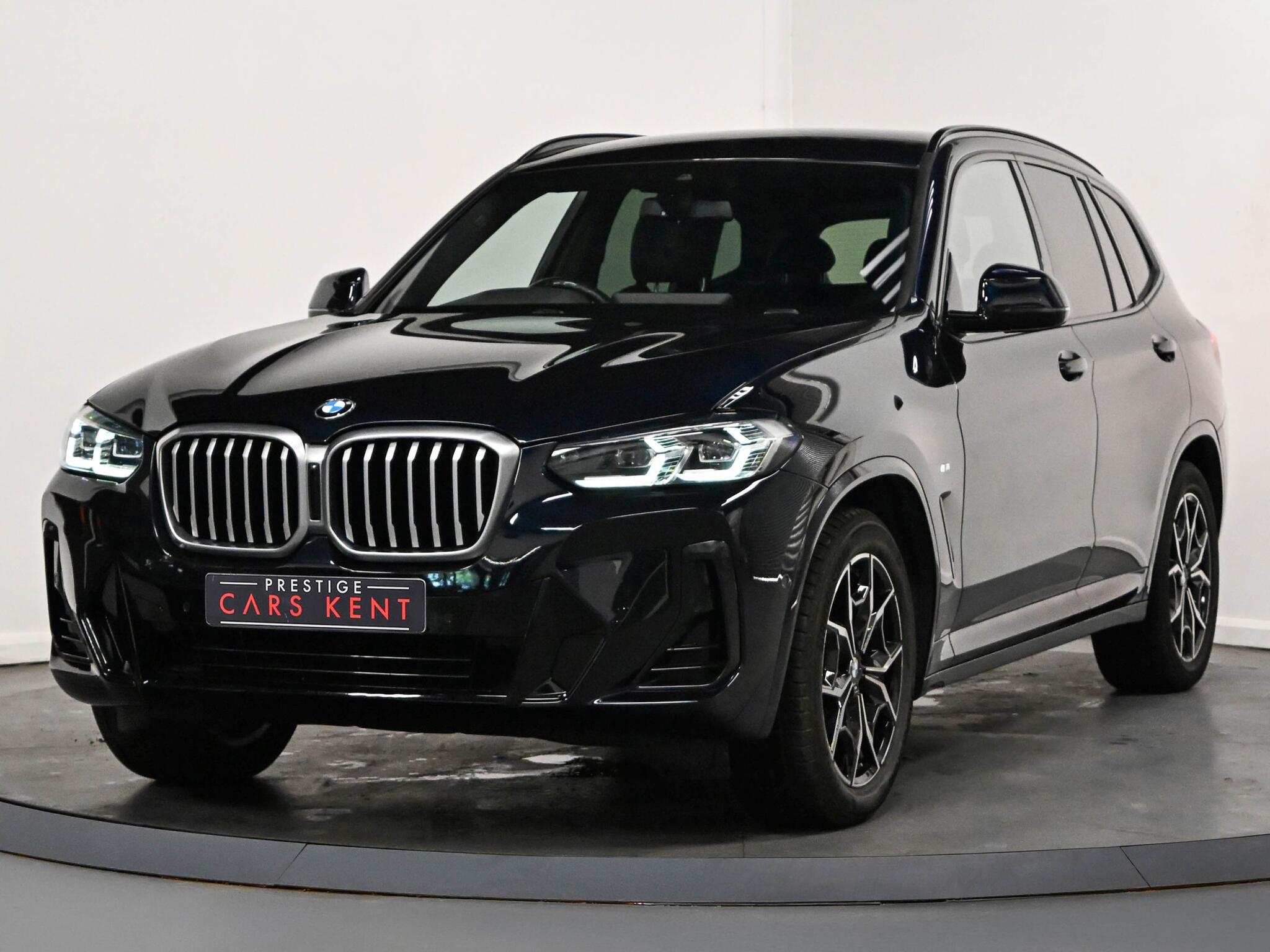 BMW X3 view 6