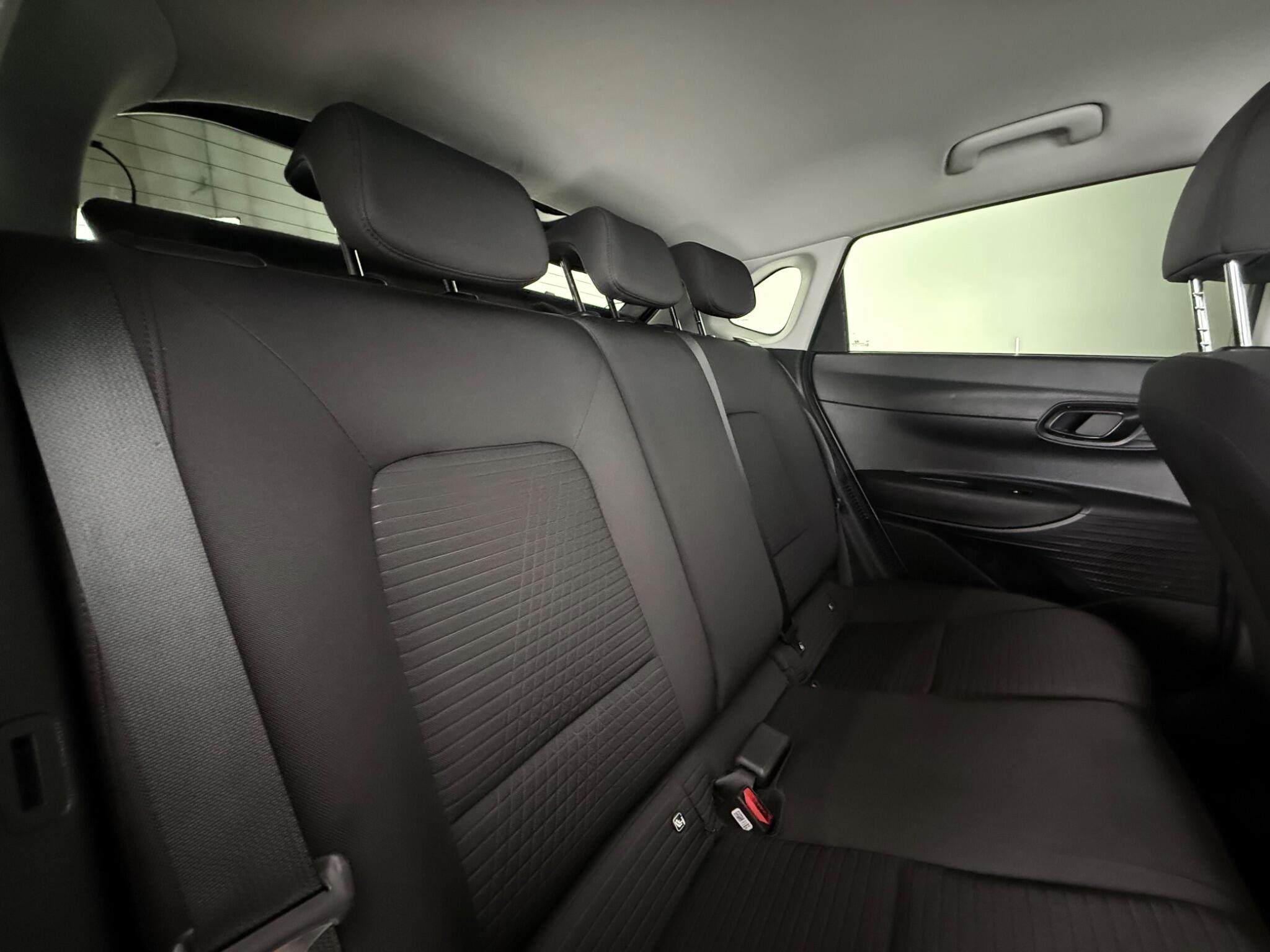 Hyundai I20 view 25