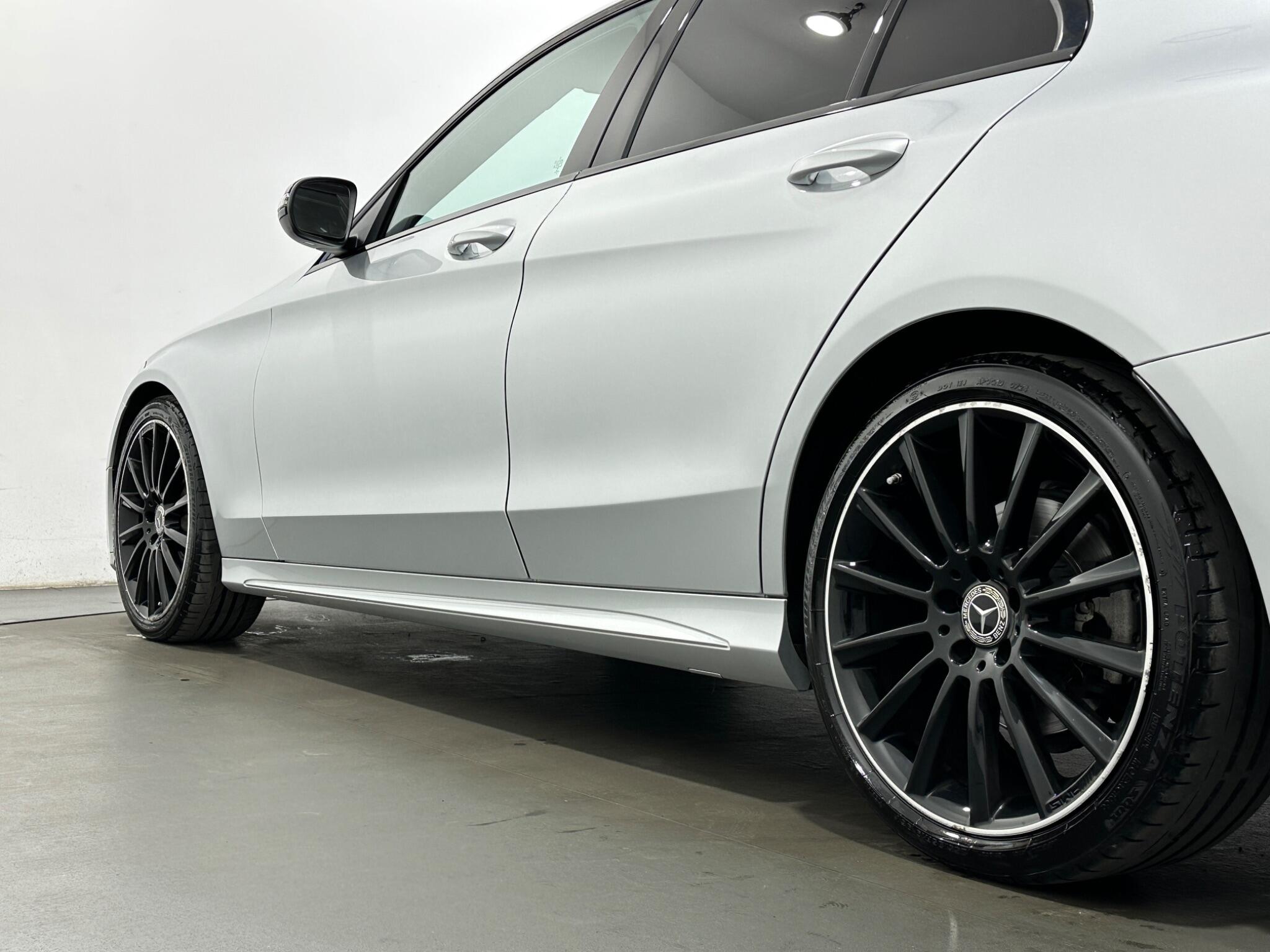 Mercedes-Benz C-Class view 51
