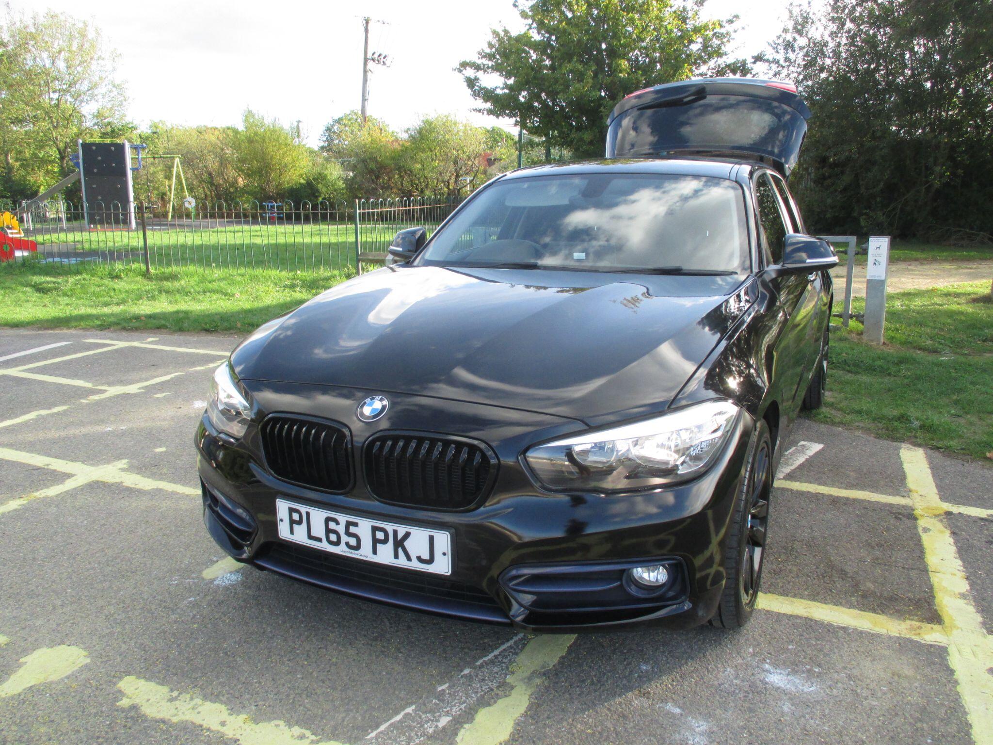 BMW 1 Series view 19