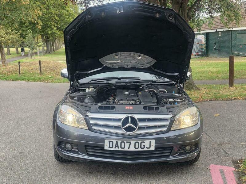 Mercedes-Benz C-Class view 12