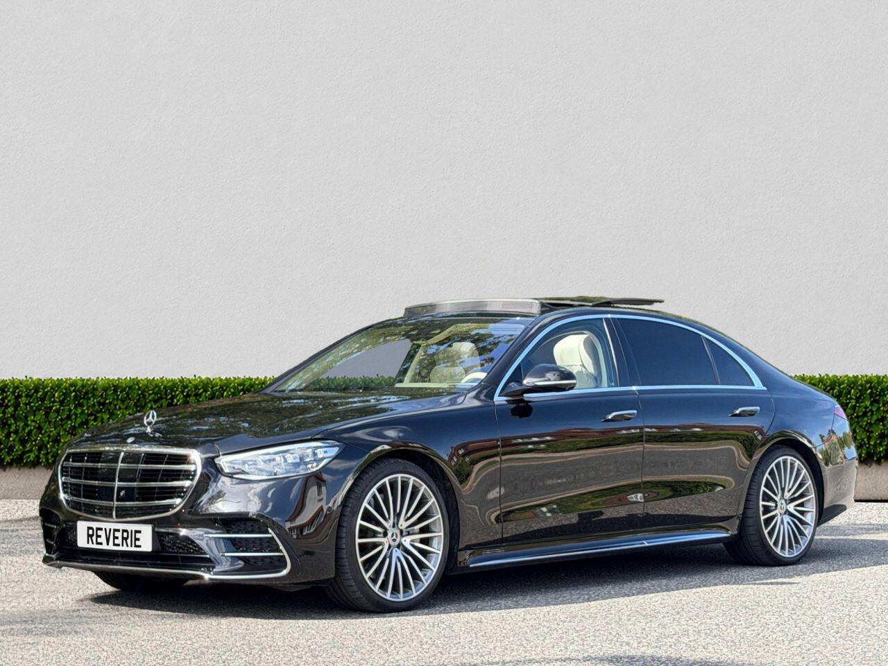 Mercedes-Benz S-Class view 3