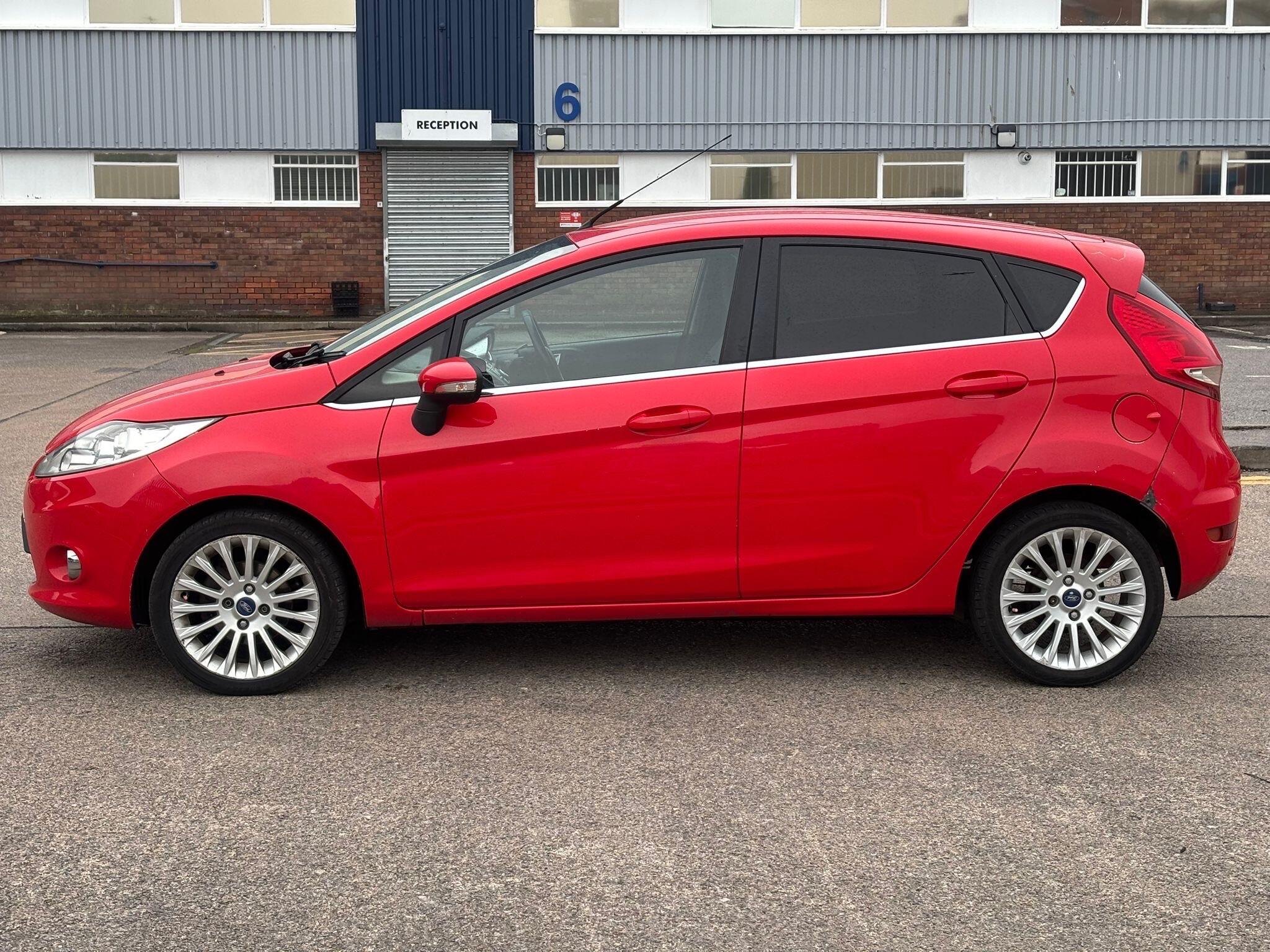 Ford Fiesta view 10