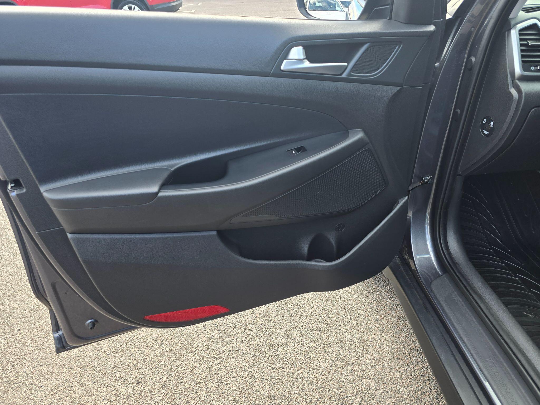 Hyundai Tucson view 42