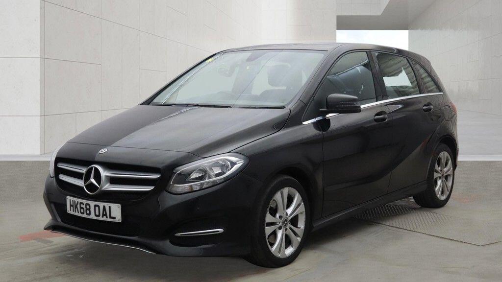 Mercedes-Benz B-Class view 3