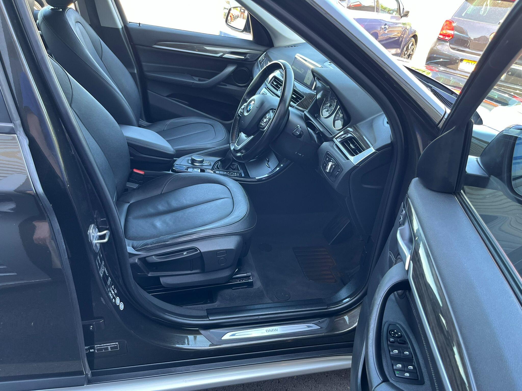 BMW X1 view 9