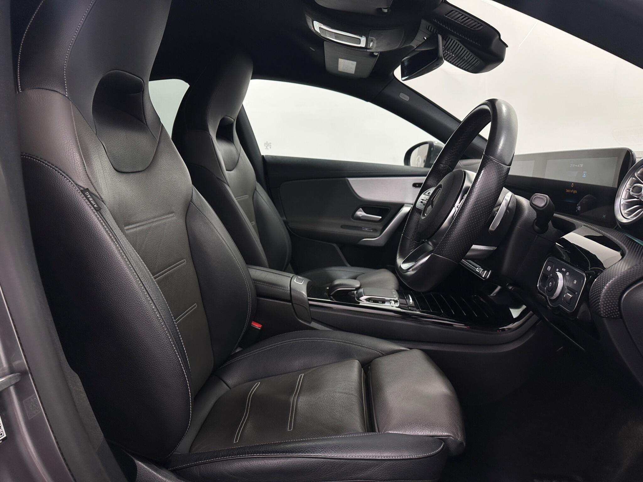 Mercedes-Benz Cla view 32