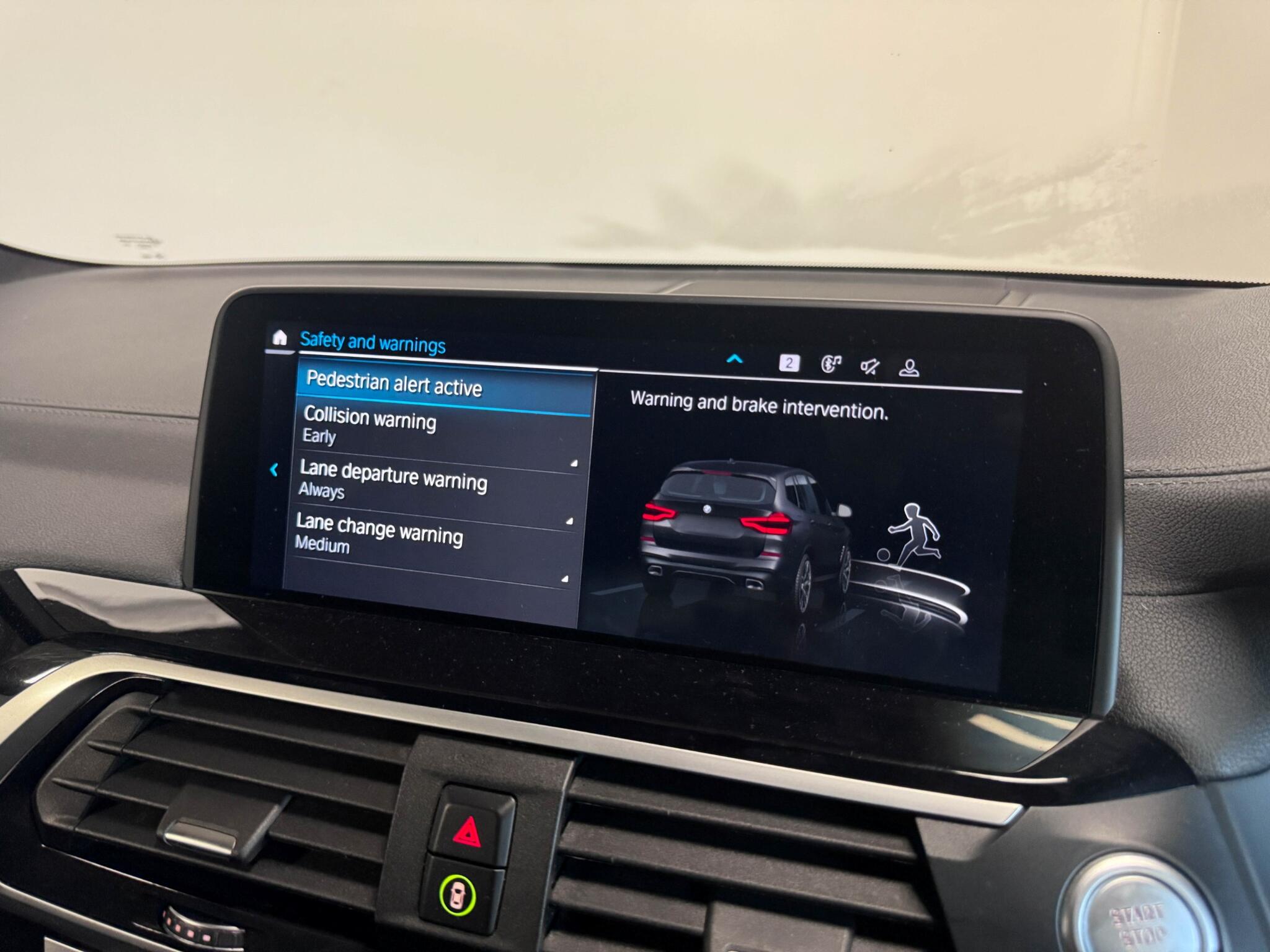 BMW X3 view 60