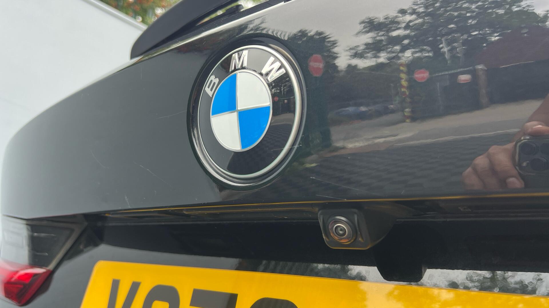 BMW 3 Series view 29