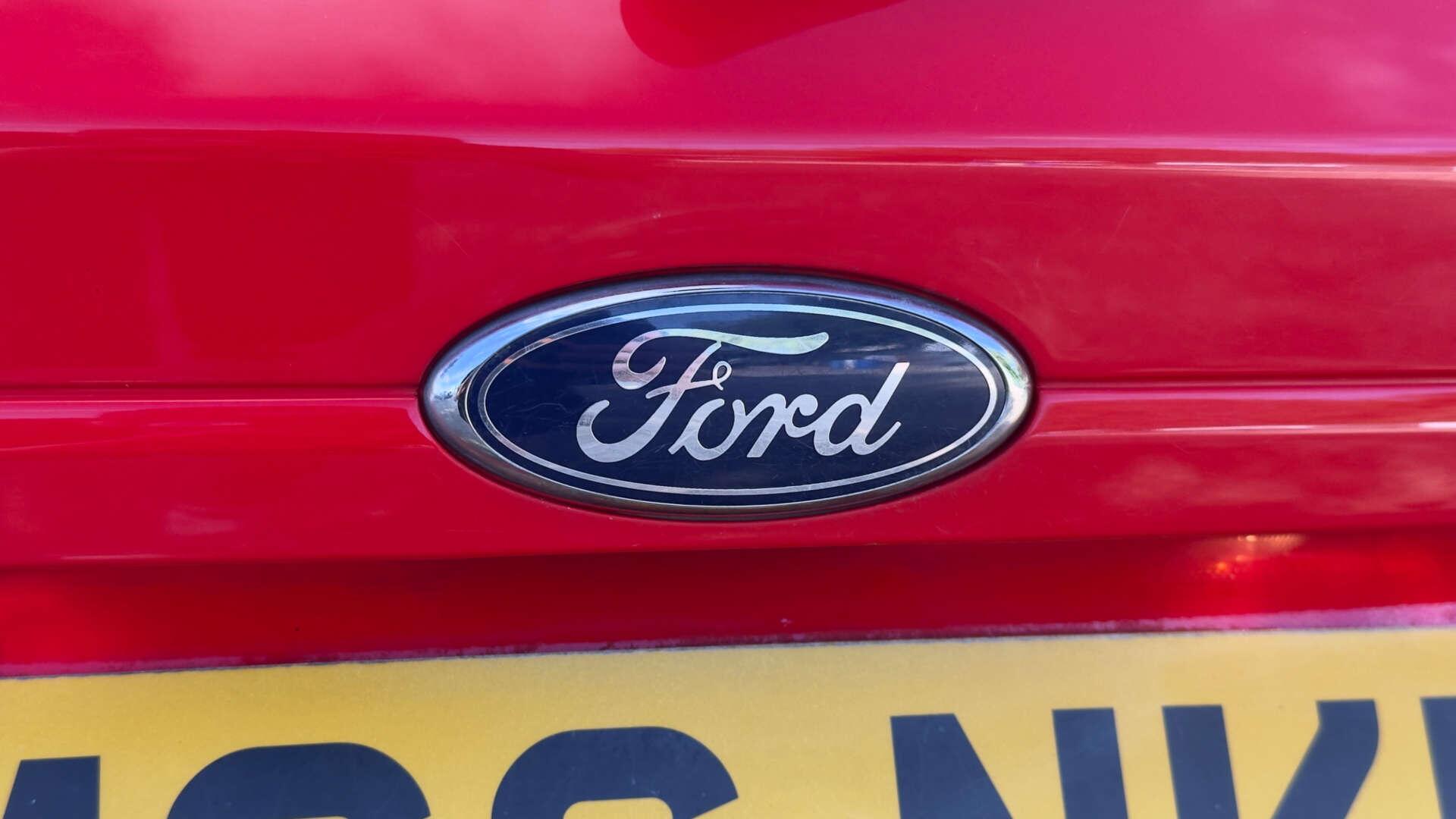 Ford Fiesta view 40