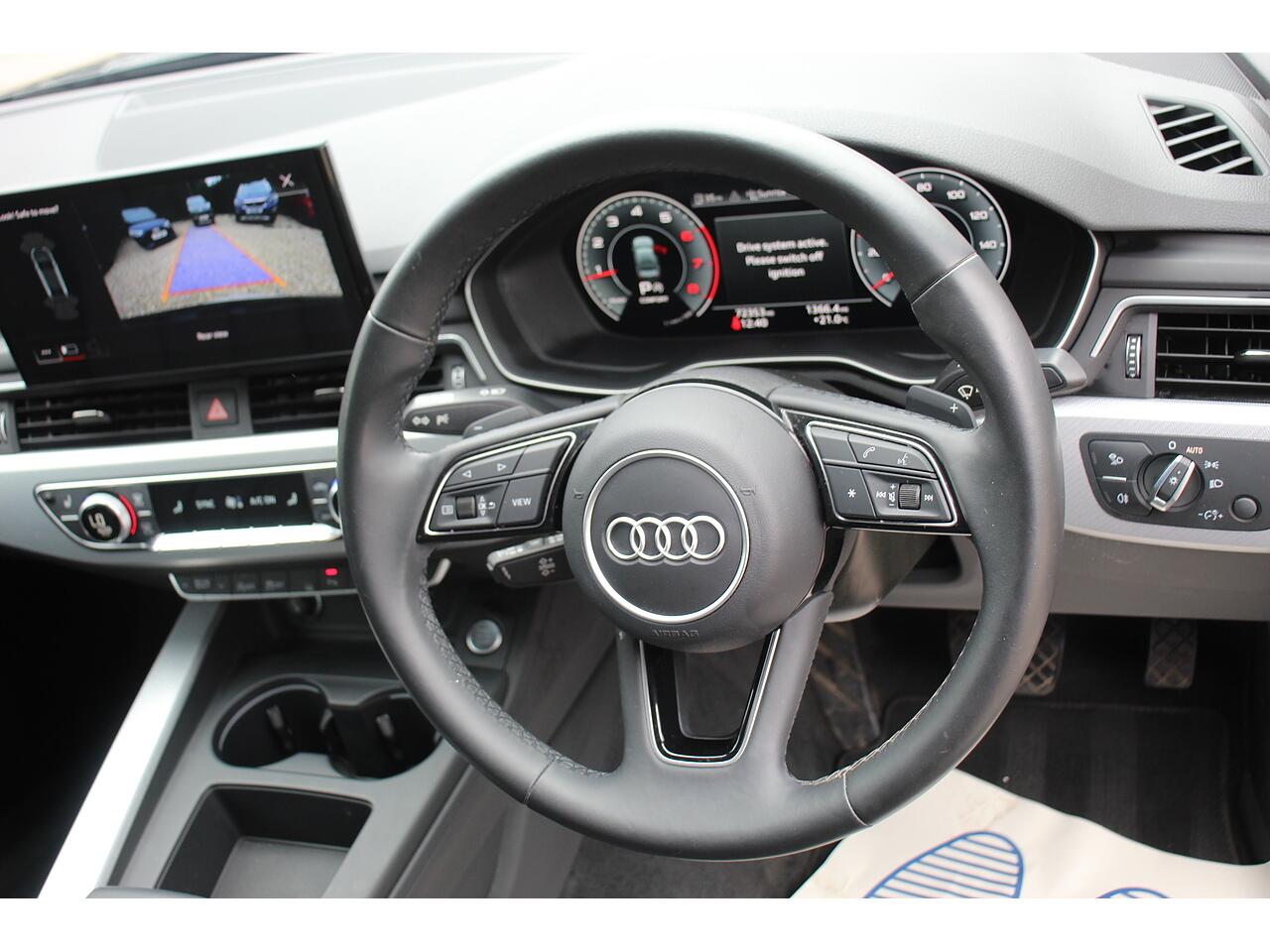 Audi A4 view 13