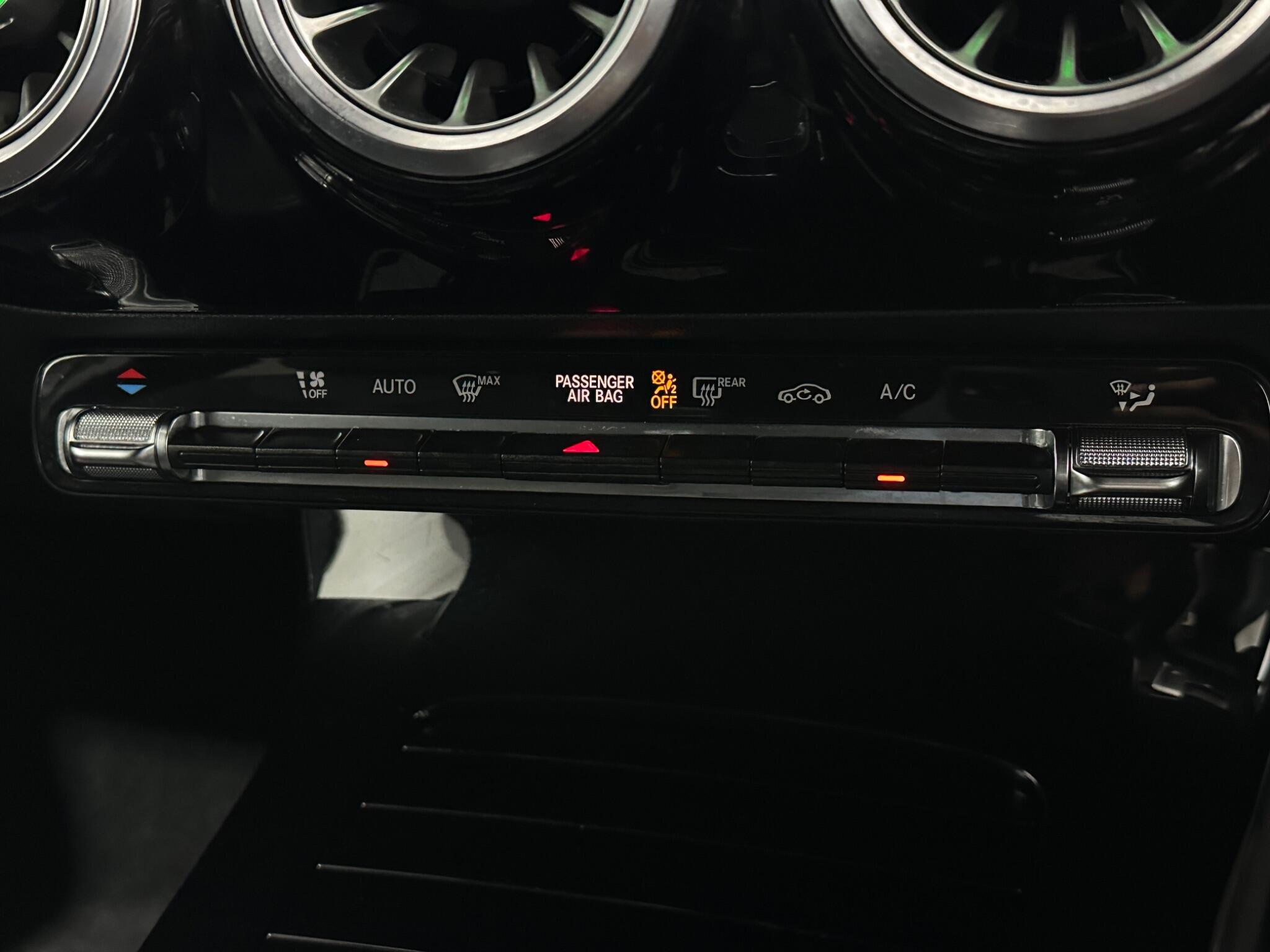 Mercedes-Benz A-Class view 22