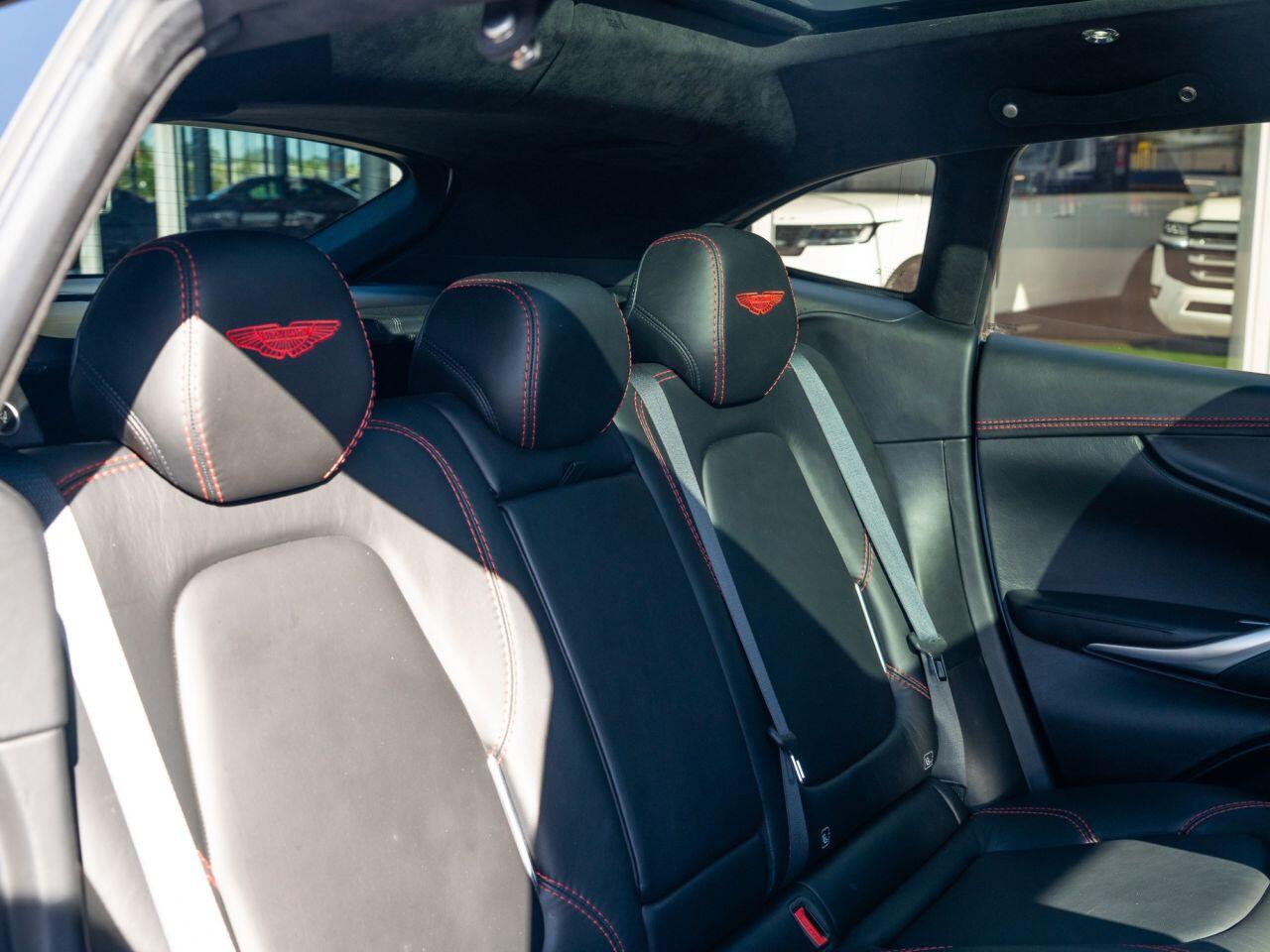 Aston Martin DBX view 14