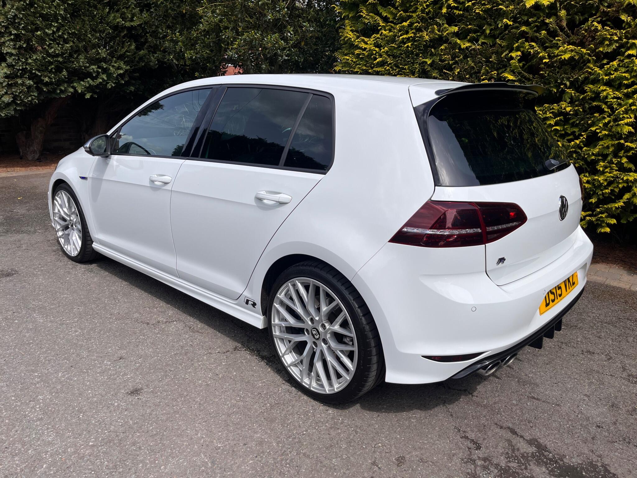 Volkswagen Golf view 11