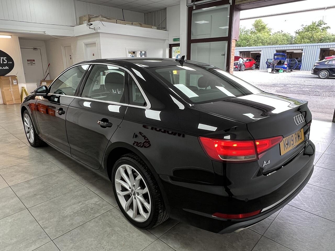 Audi A4 view 5