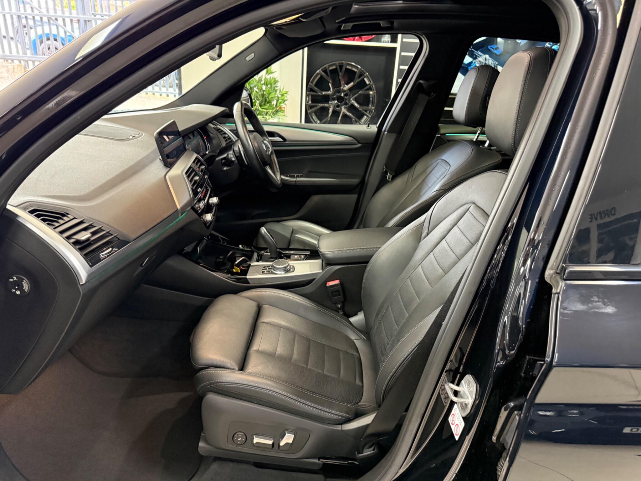 BMW X3 view 40