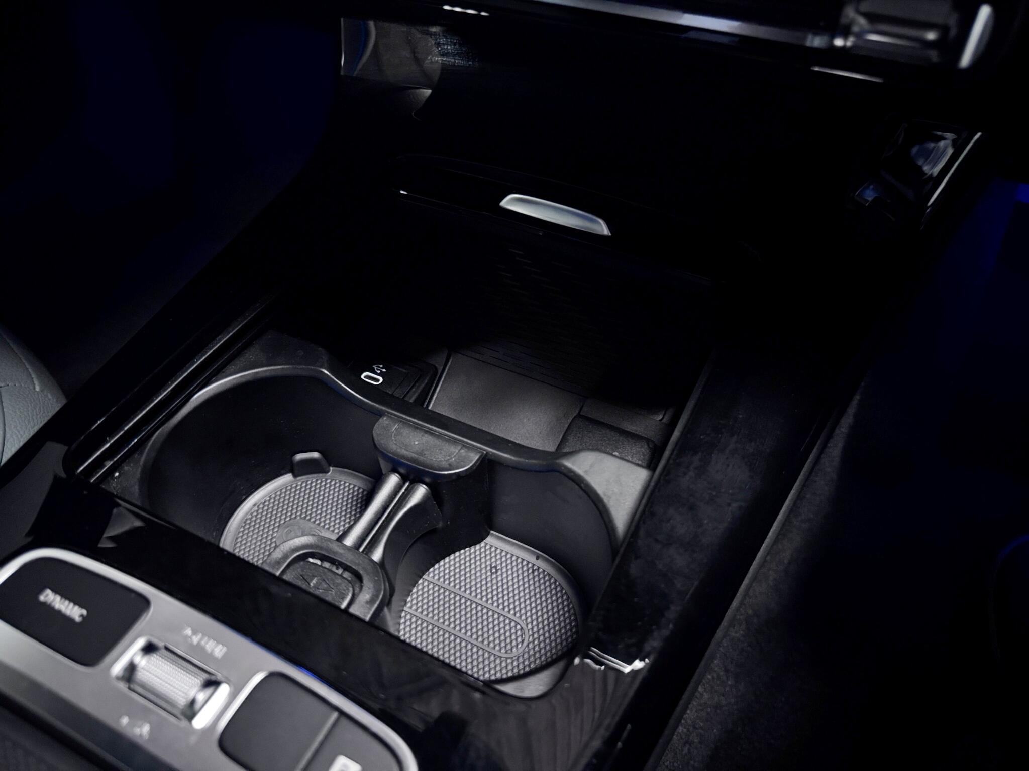 Mercedes-Benz Cla view 39