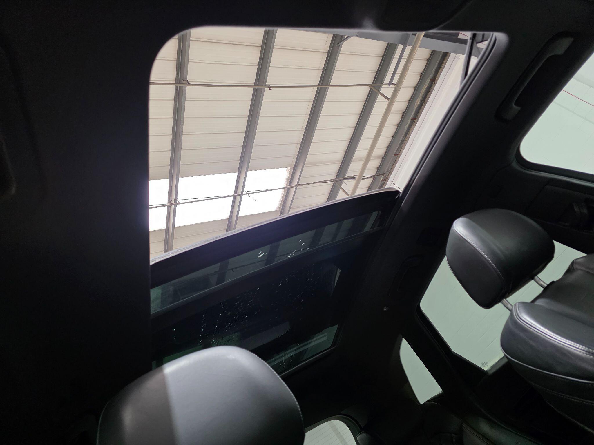 Audi Q5 view 7