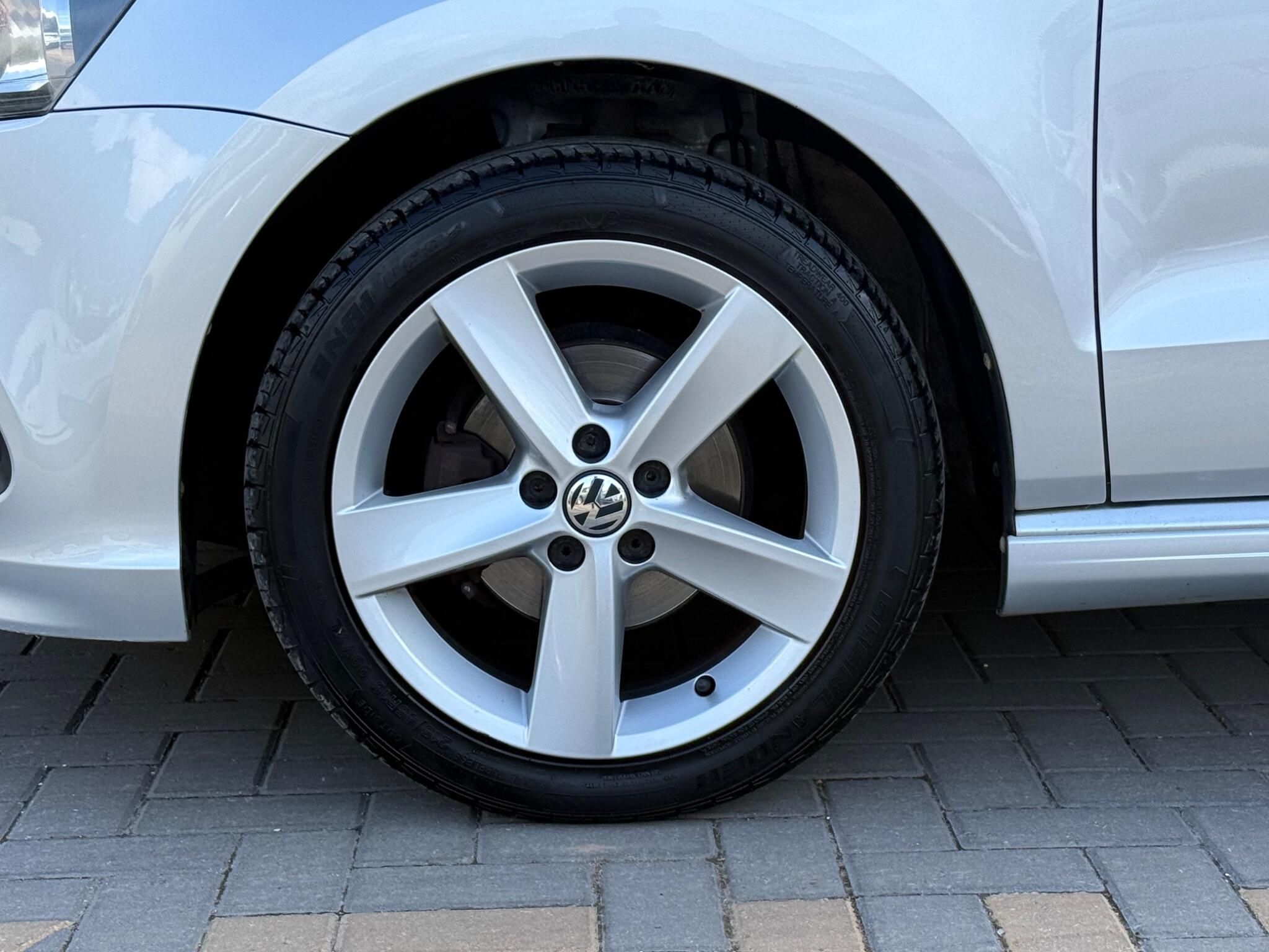 Volkswagen Polo view 15