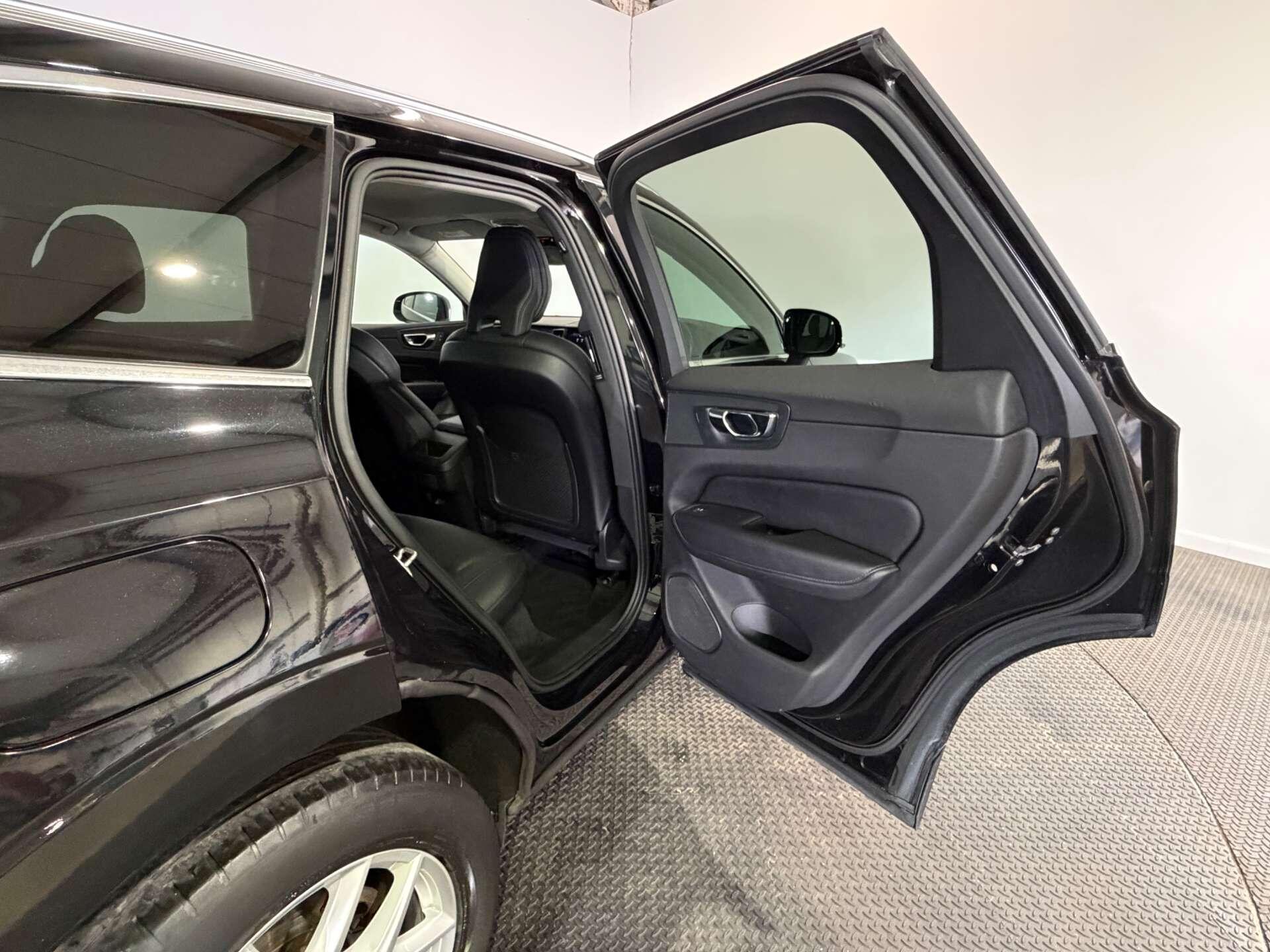 Volvo XC60 view 53