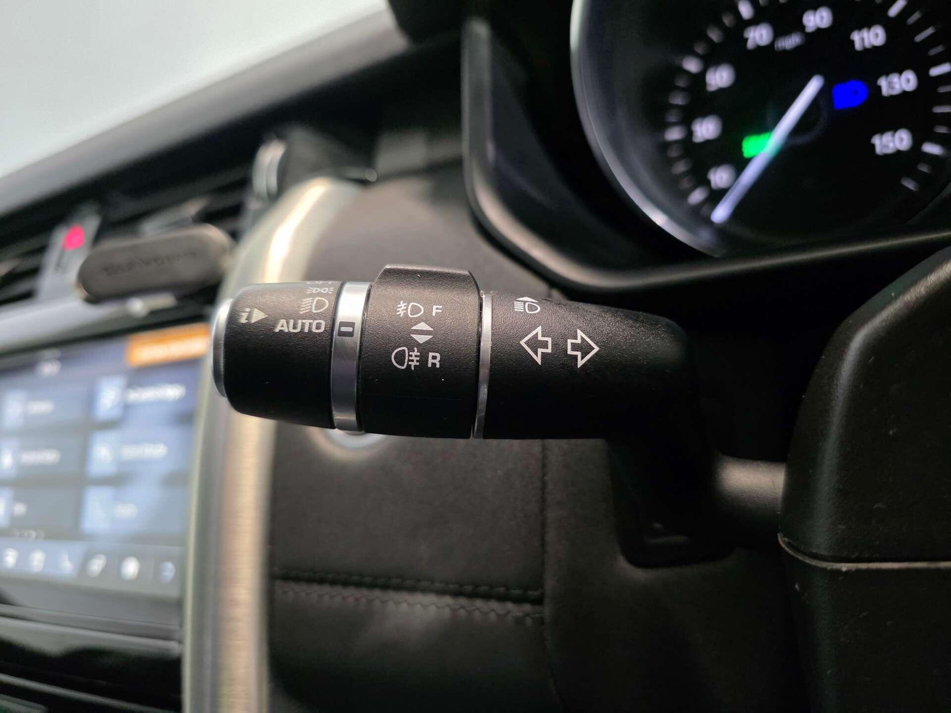 Land Rover Discovery view 47