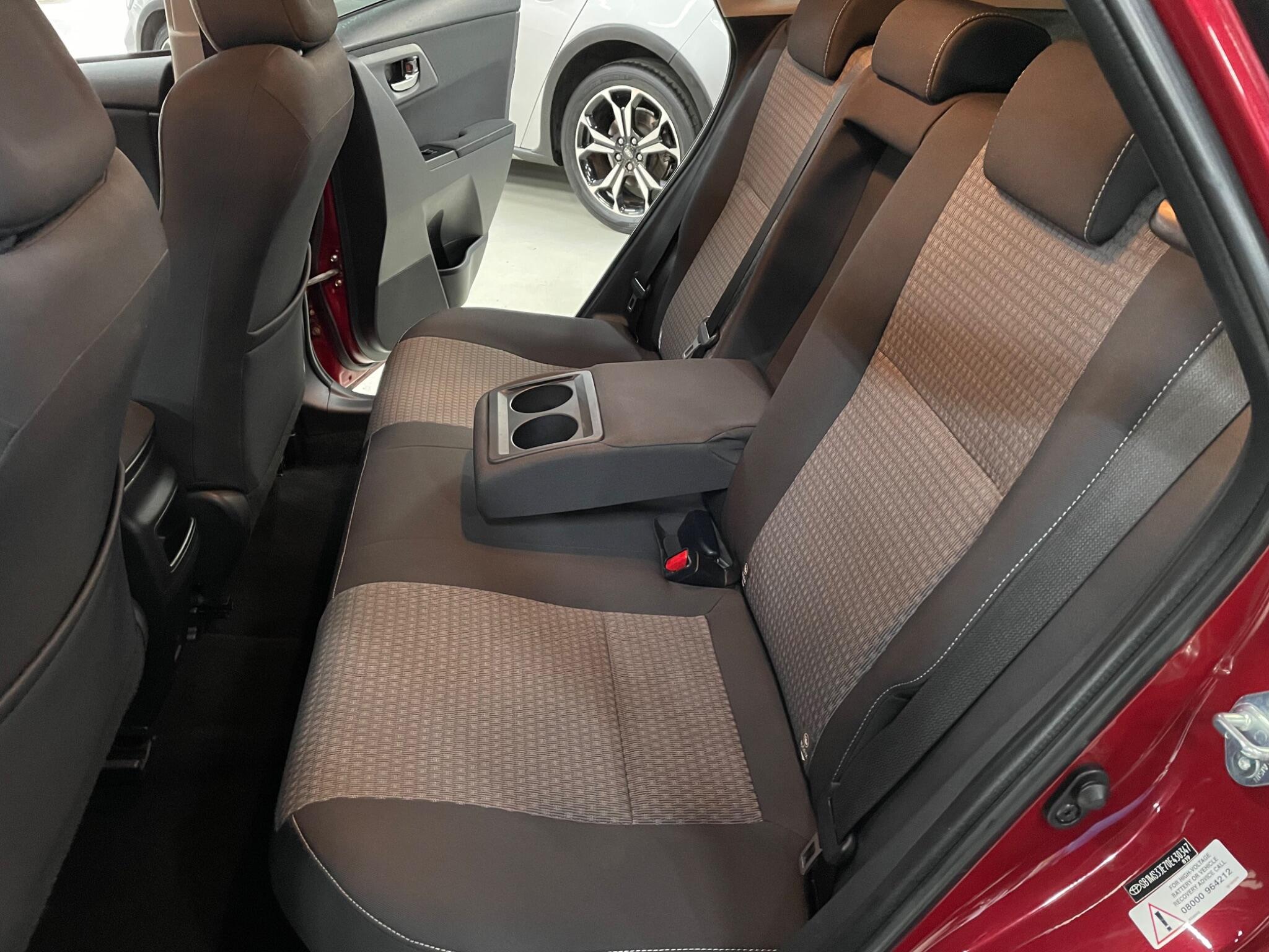 Toyota Auris view 18