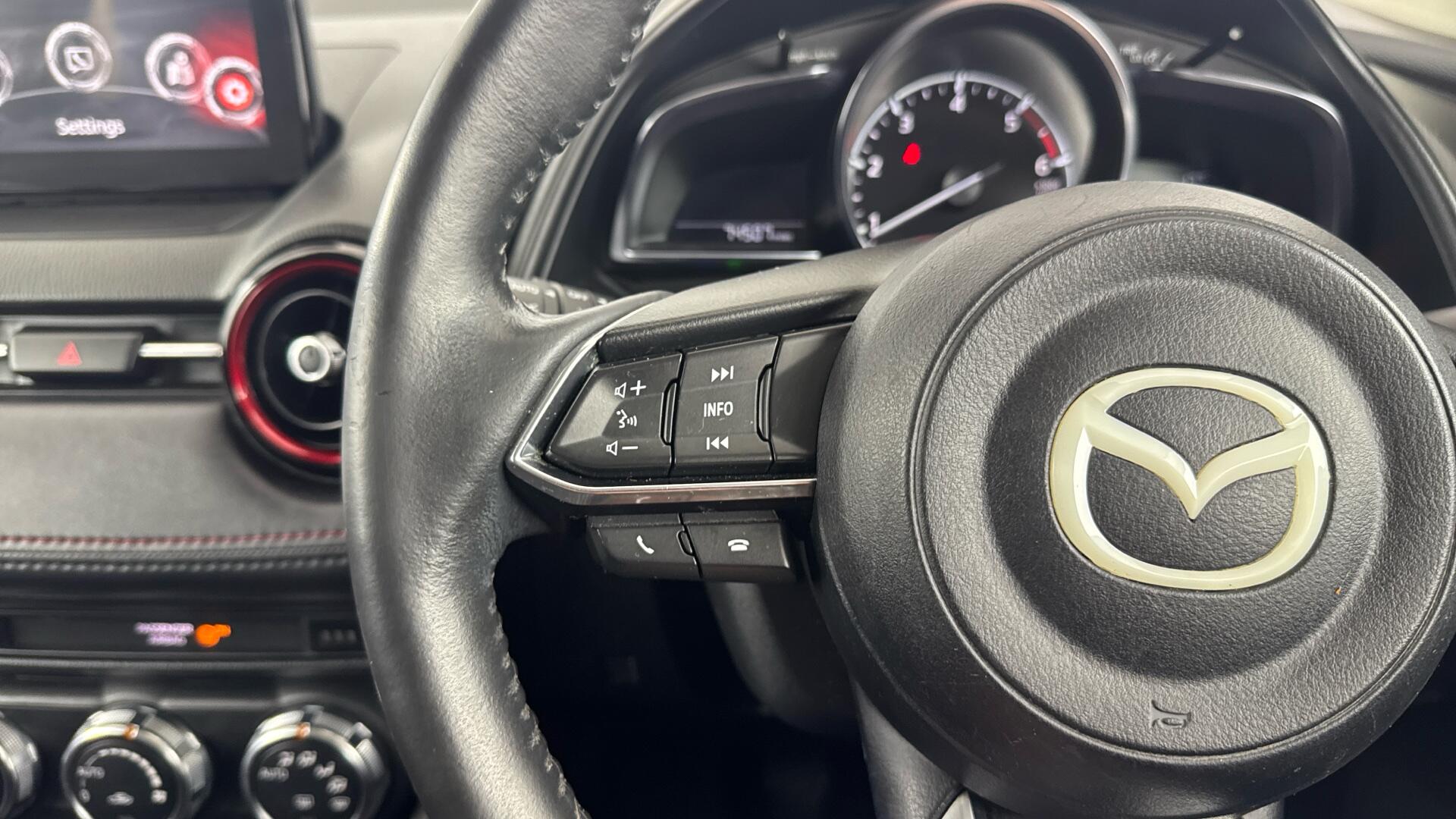 Mazda CX-3 view 37