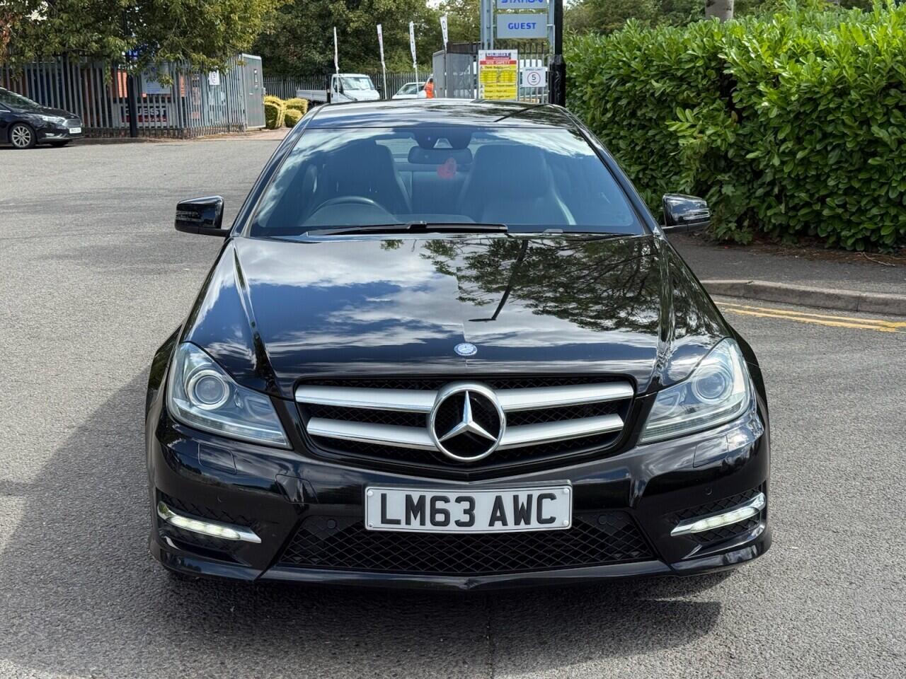 Mercedes-Benz C Class view 2