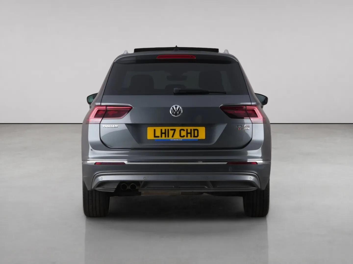 Volkswagen Tiguan view 7