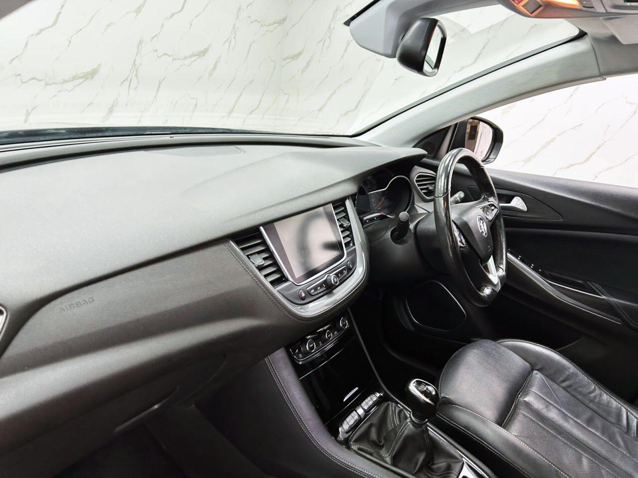 Vauxhall Grandland X view 14