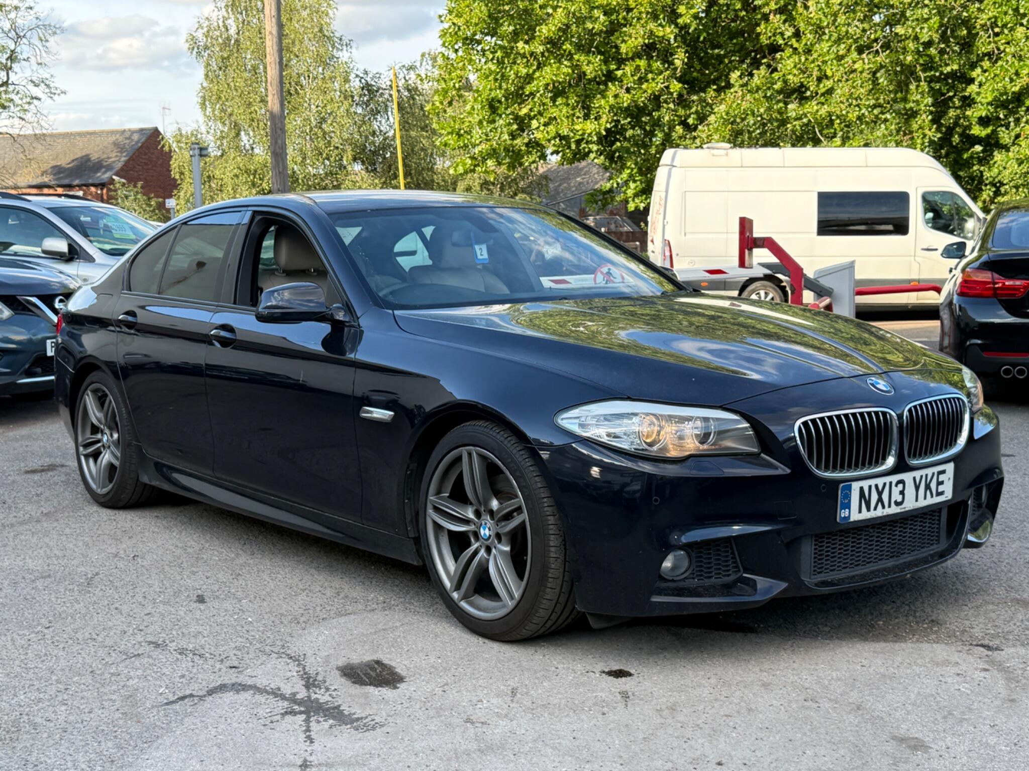 BMW 5 Series - Image 5