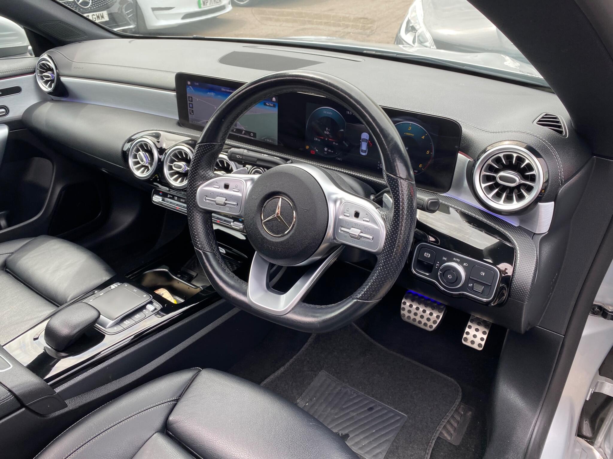 Mercedes-Benz Cla view 18