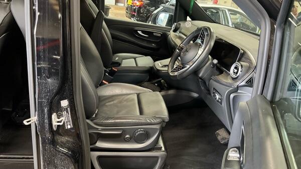 Mercedes-Benz V Class view 11