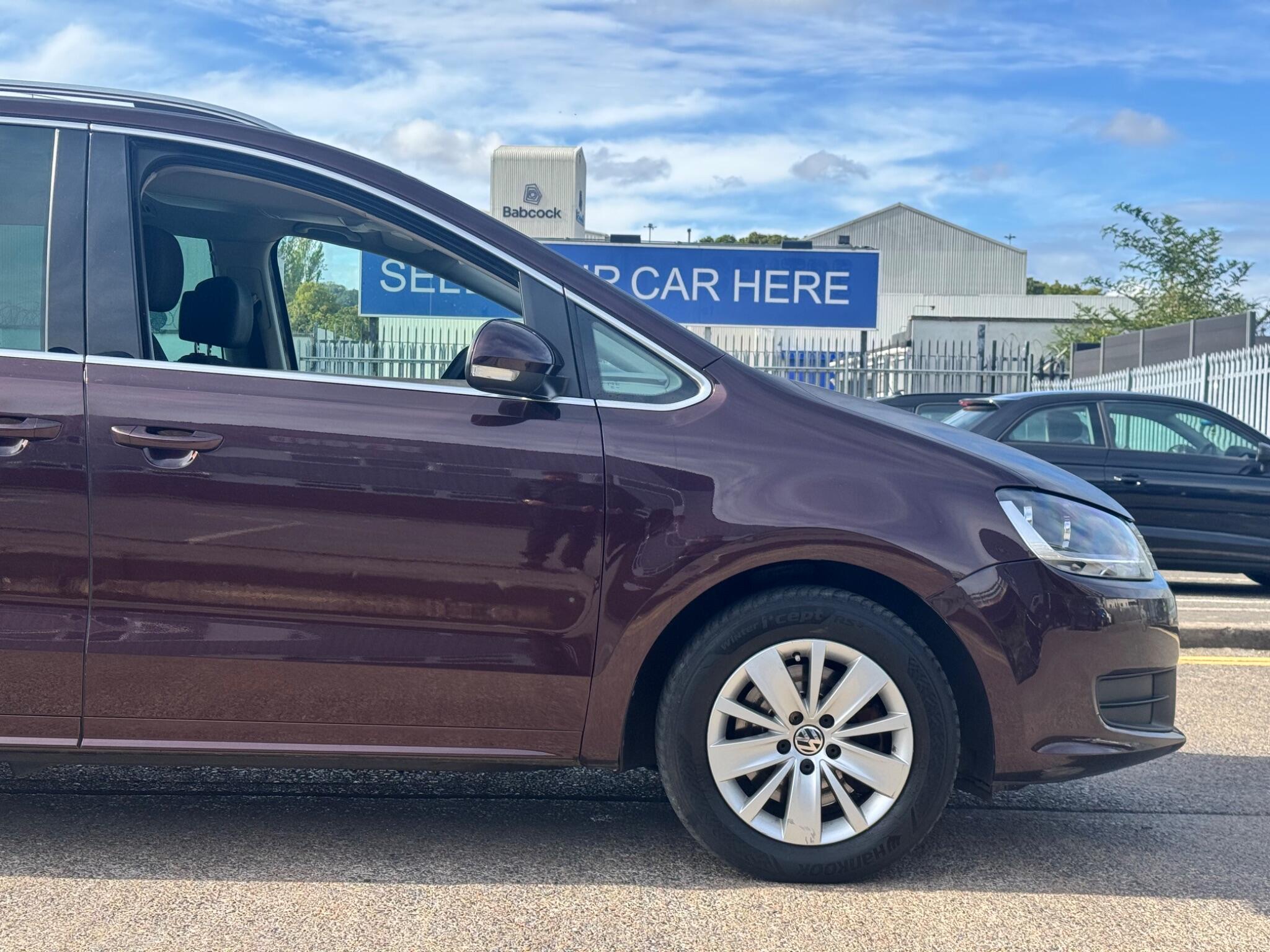 Volkswagen Sharan view 16