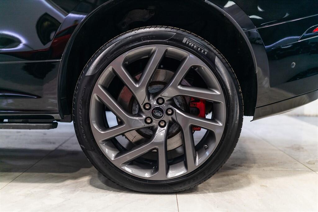Land Rover Range Rover Velar view 20