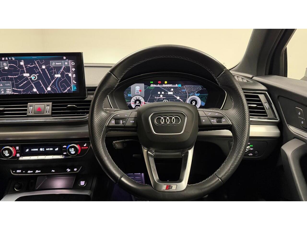 Audi Q5 view 20