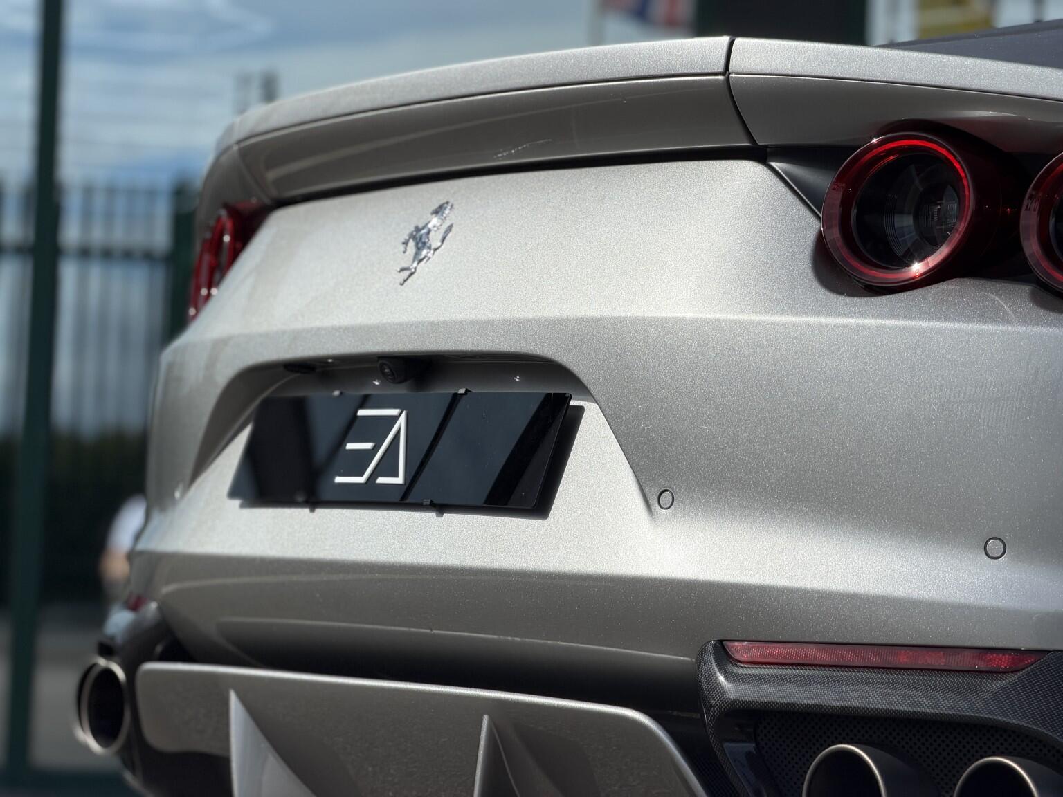 Ferrari 812 view 41