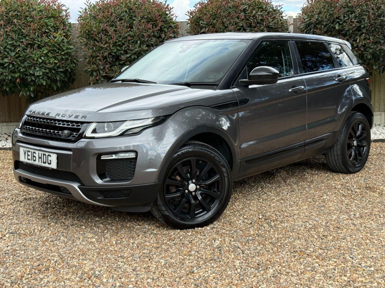 Land Rover Range Rover Evoque view 2