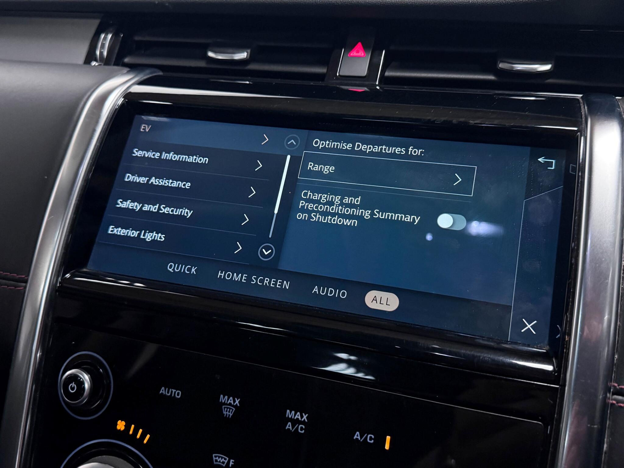 Land Rover Discovery Sport view 71