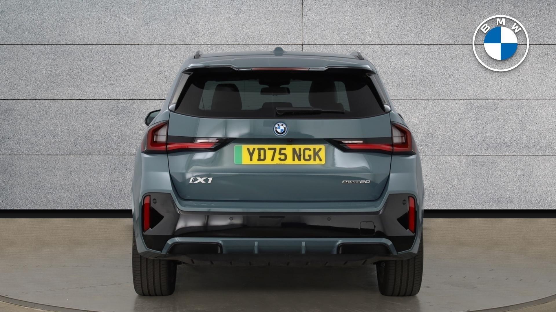 BMW iX1 view 15