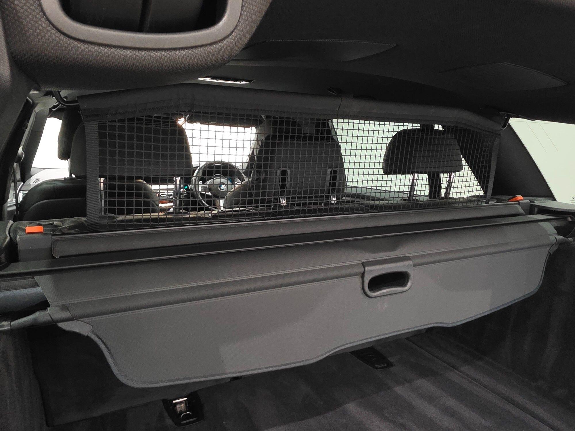 BMW 5 Series view 52