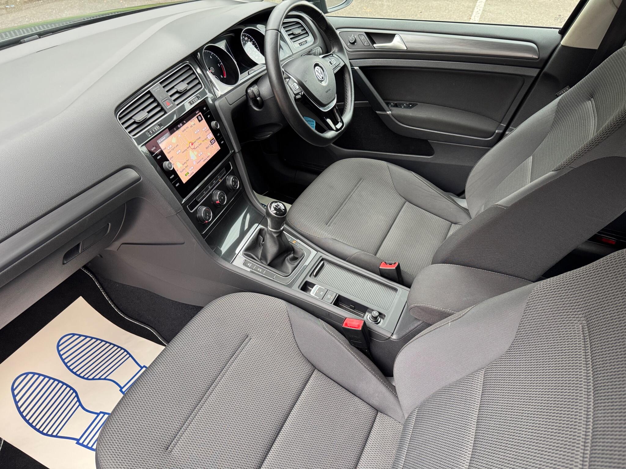 Volkswagen Golf view 45